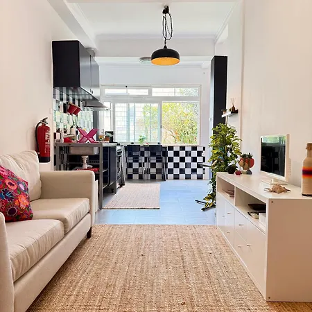 アパート Cosy エストリル